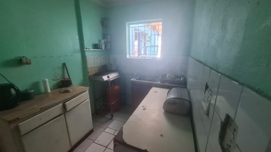 2 Bedroom Property for Sale in Lentegeur Western Cape
